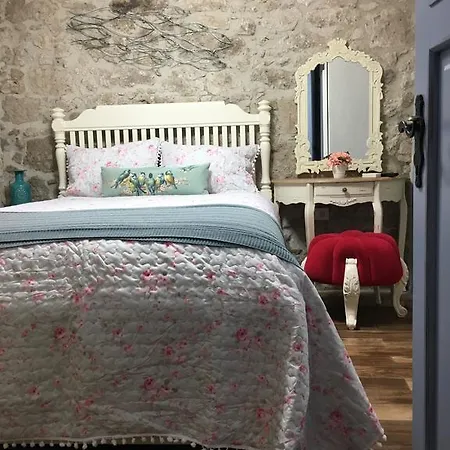 Yalicapkini Bed & Breakfast