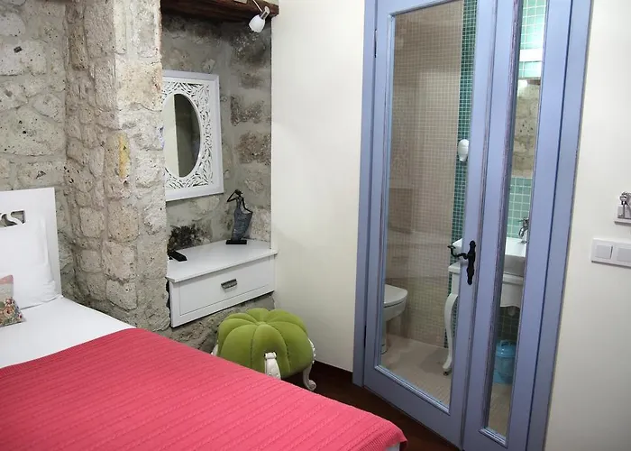 Yalicapkini Oda ve Kahvaltı Alaçatı