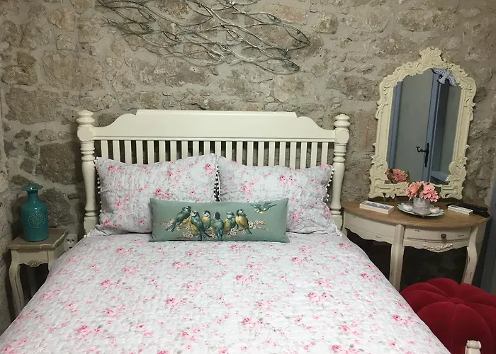 Oda ve Kahvaltı Yalicapkini